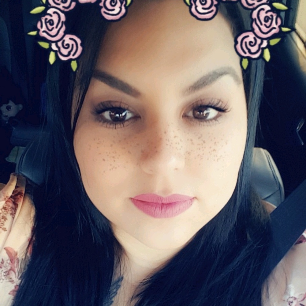 Meet your Posher, Melissa